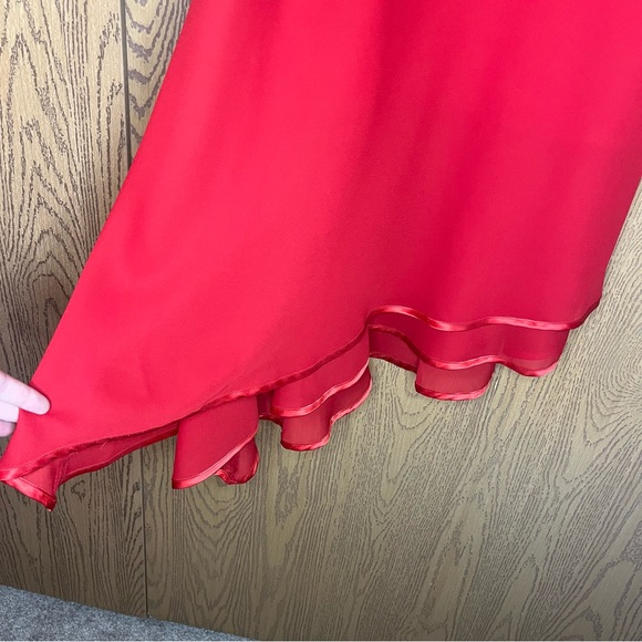 Rabbit Rabbit Rabbit Red Asymmetrical One-Shoulder Sundress - Picture 4 of 10